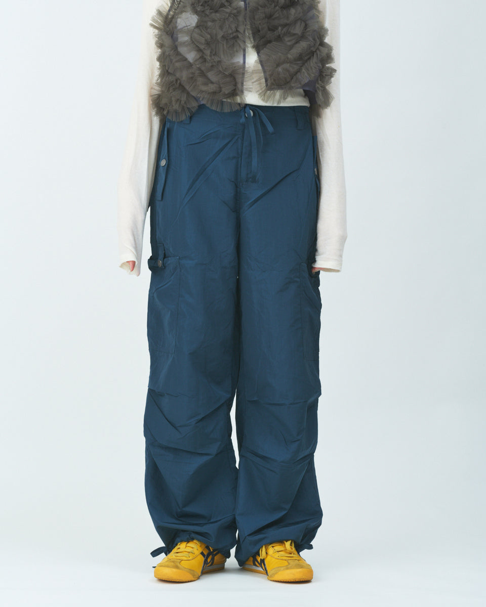 2/9号室（かおこ&ひろと） Nylon Tuck Cargo Pants INTER FACTORY（インターファクトリー）の「2/9号室（かおこ