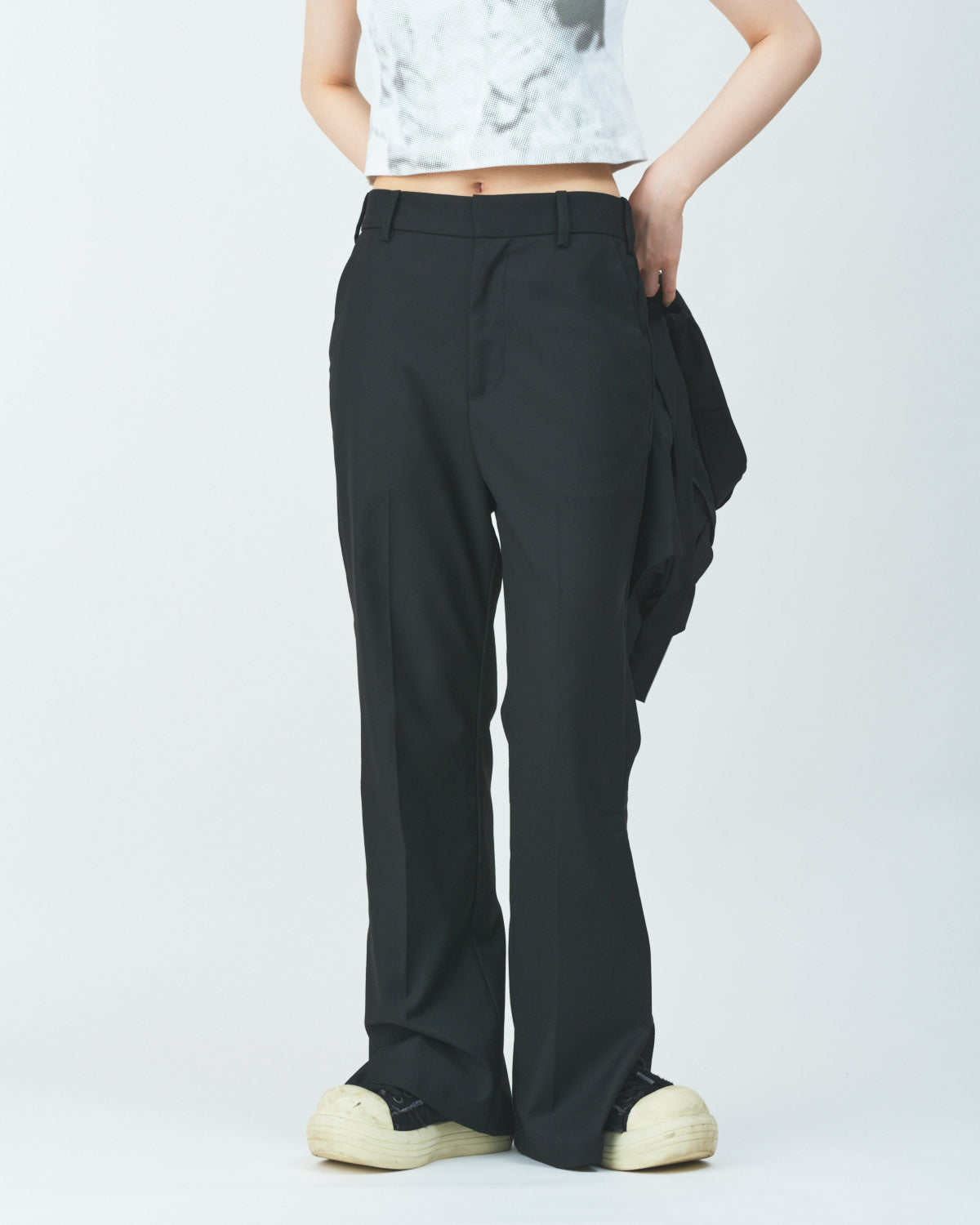 Many pocket layered slacks pants