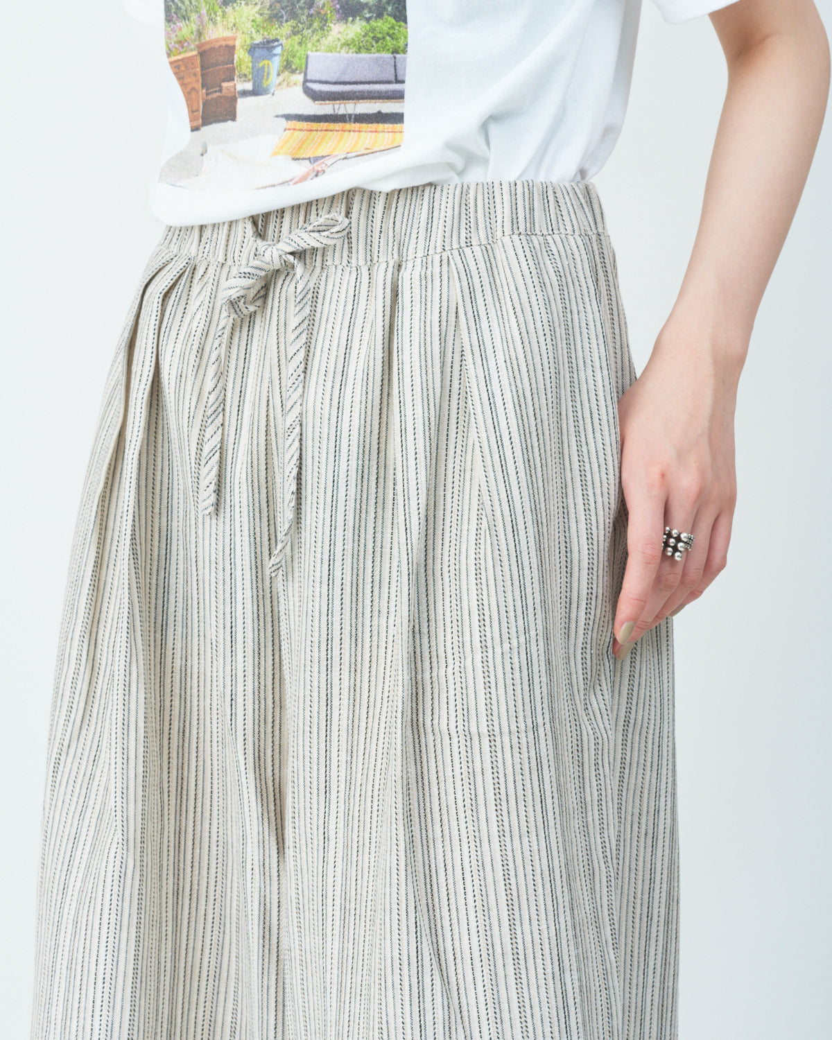 Woven striped pattern wide easy pants