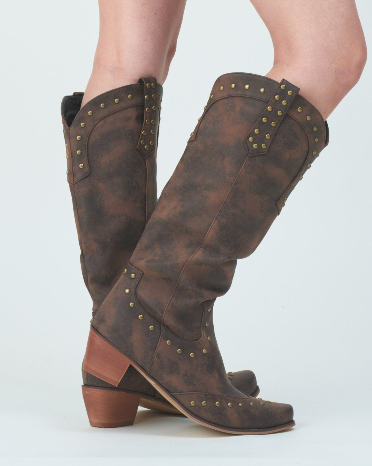 Pushpin western boots