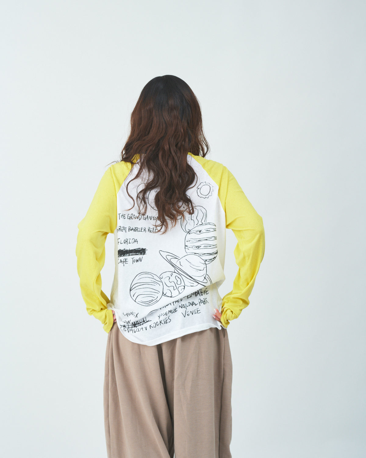 Yellow sleeves raglan T-shirts