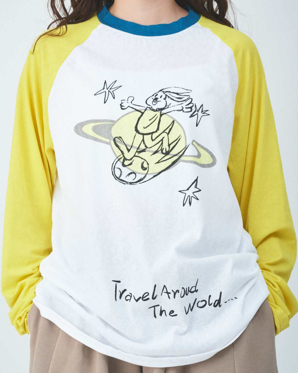 Yellow sleeves raglan T-shirts