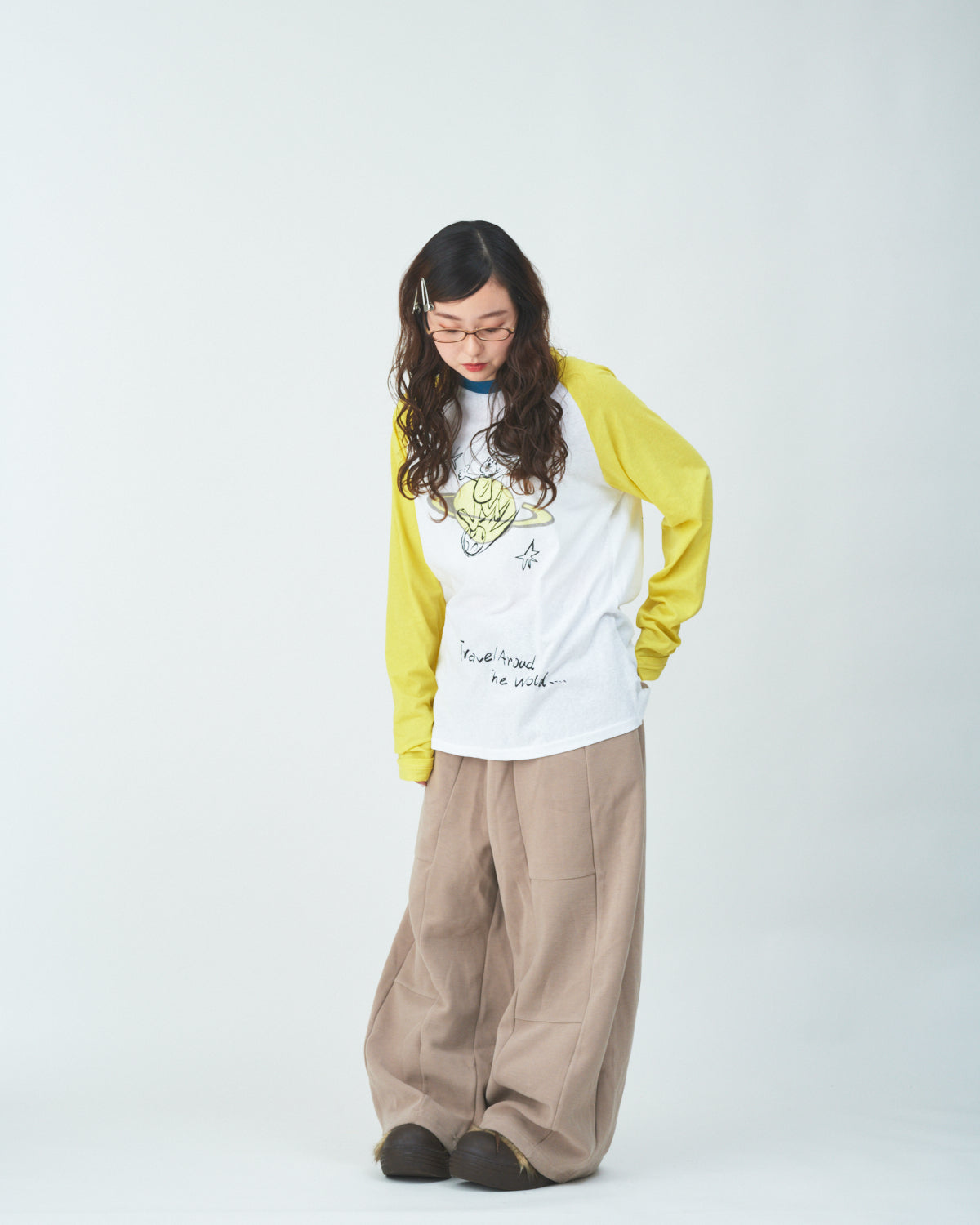 Yellow sleeves raglan T-shirts