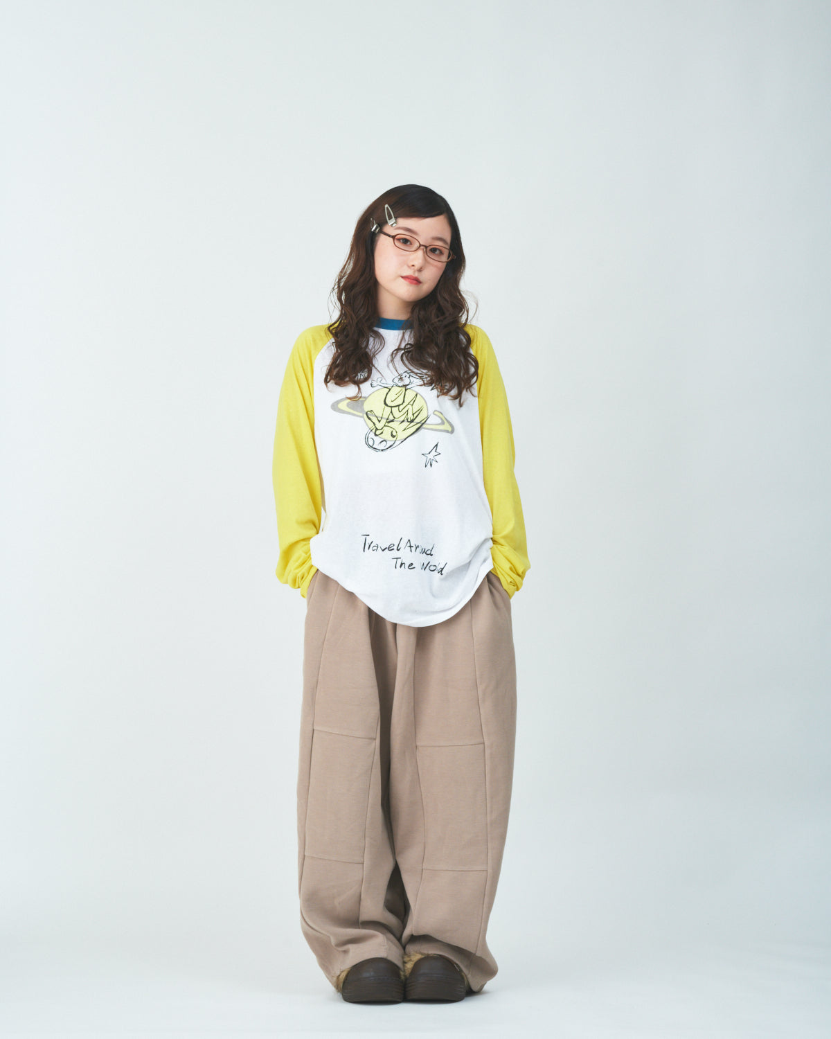 Yellow sleeves raglan T-shirts